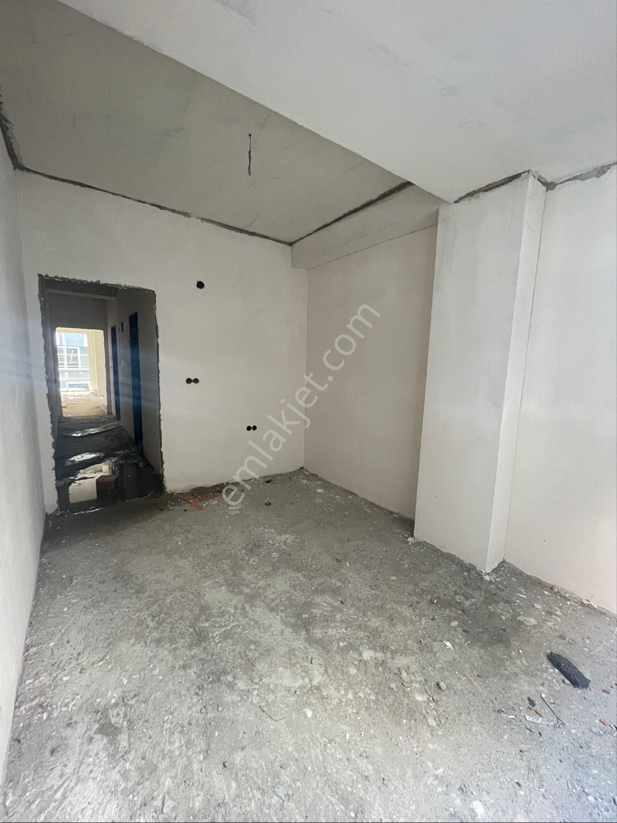 Avcılar Merkez Mah.sıfır Cadde Üstü 2+1 Ara Kat Daire - Görsel 8