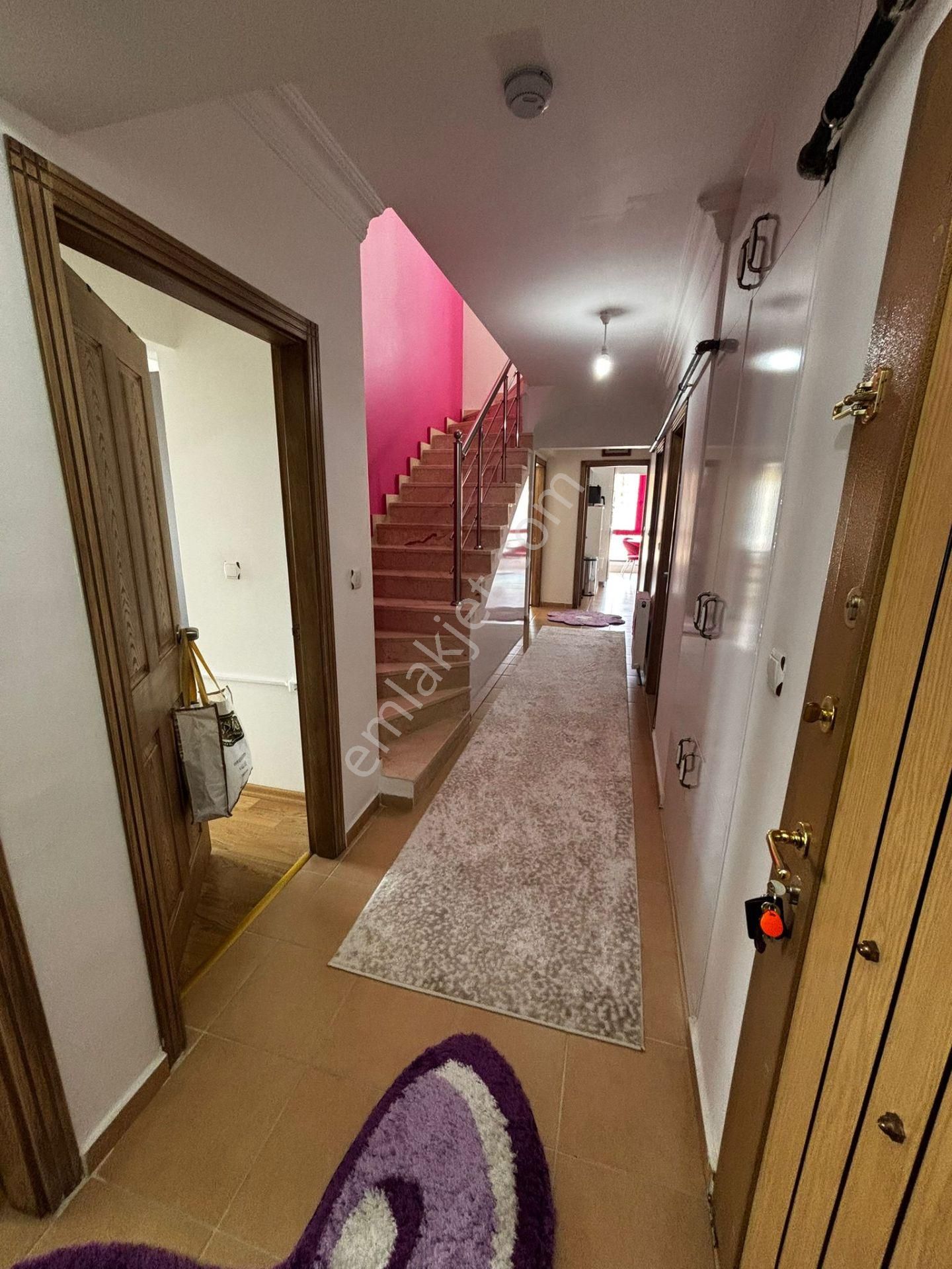 Karapürçek'te Elfida Cafe Yakını Asansörlü Ebeveyn Banyolu 5+1 Teras Balkonlu Satılık Dubleks !! - Görsel 15