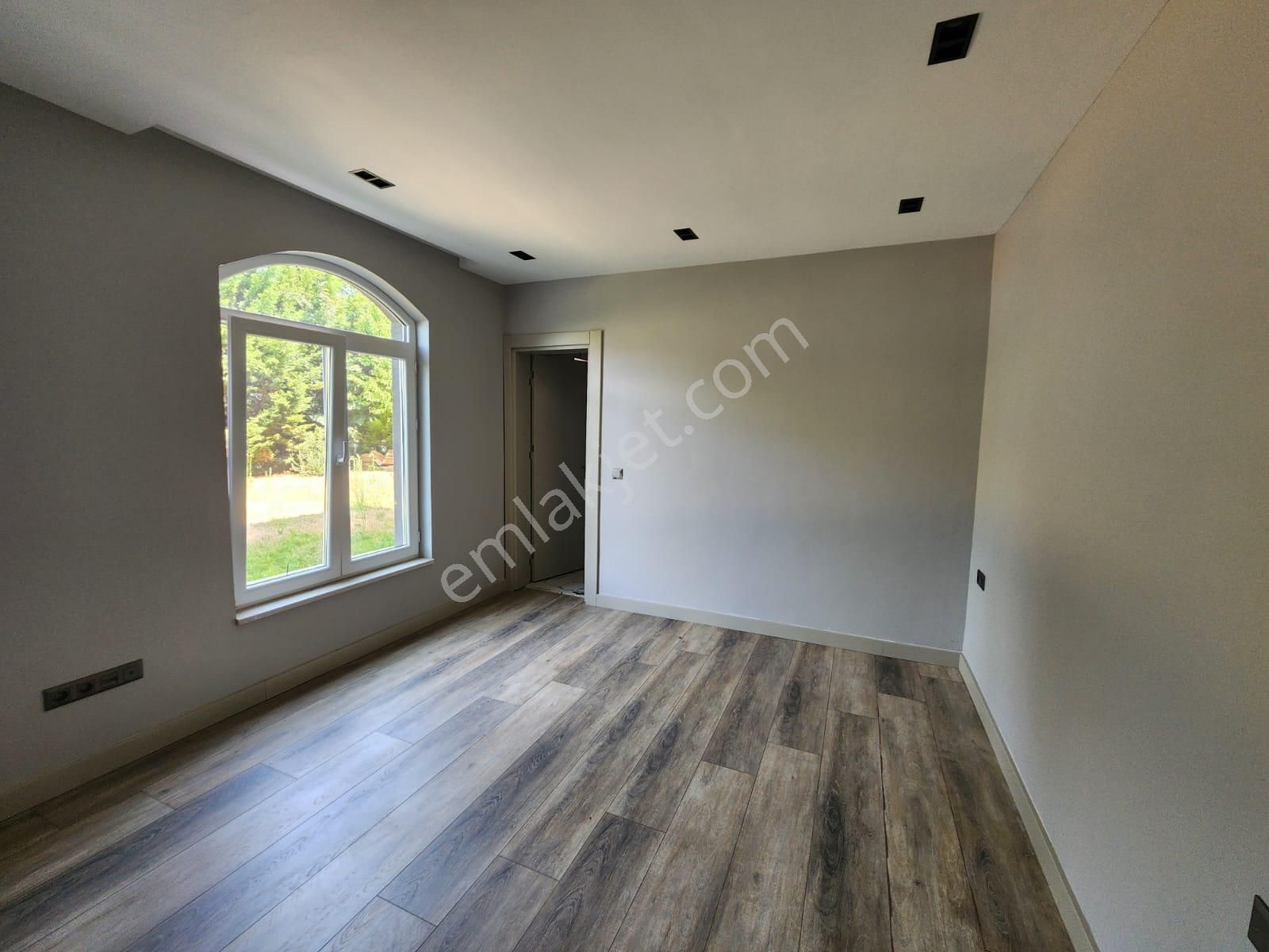 Silivri Star Life Sitesi 700 M2 Havuzlu Müstakil Villa - Görsel 10