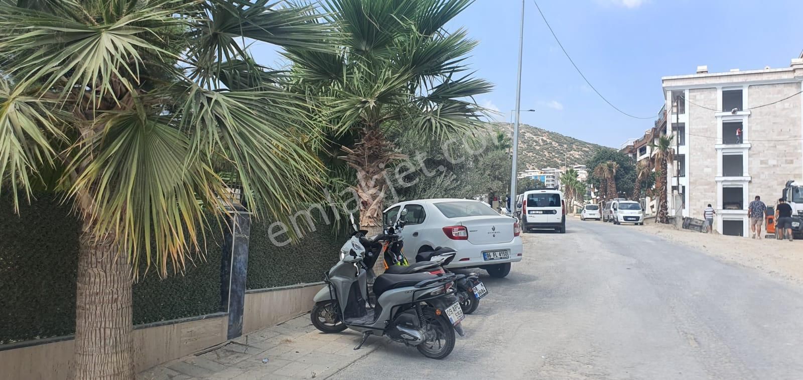 Kuşadası Ege Mahallesi'nde Satılık Arsa - Görsel 10