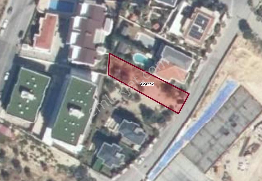 Kuşadası Ege Mahallesi'nde Satılık Arsa