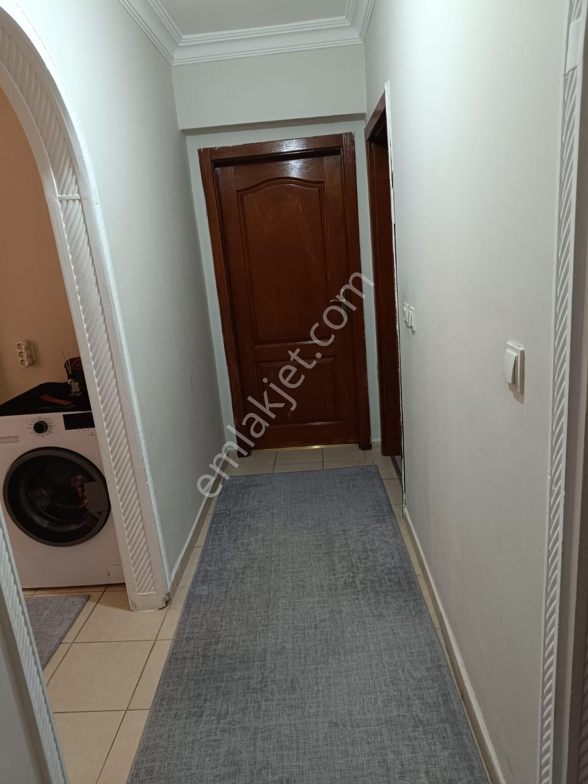 Bilgen Vatan'dan Bağlarbaşı'nda 3+1 Ebeveyn Banyolu 130m2 Çok Geniş Kullanım Alanlı Yatırıma Uygun - Görsel 13