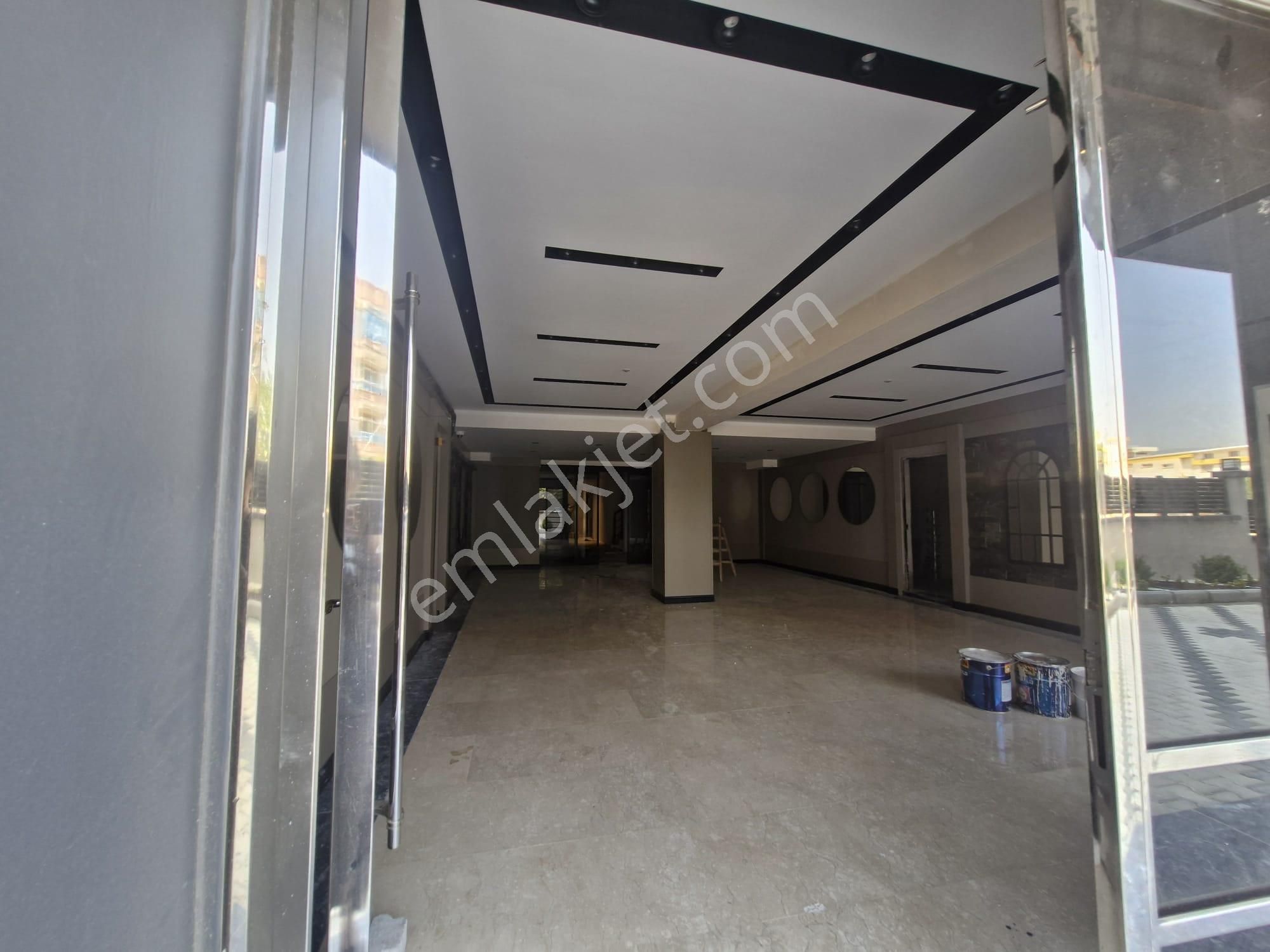 Menemen Merkez'de, Özel Garaj, Havuzlu Site İçinde Satılık 3+1 - Görsel 9