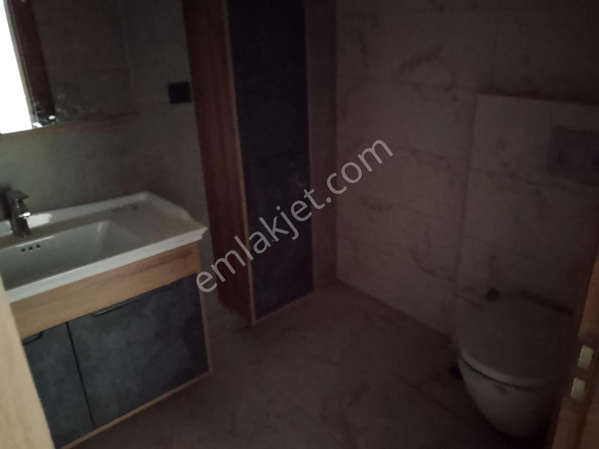 Menemen Merkez'de, Özel Garaj, Havuzlu Site İçinde Satılık 3+1 - Görsel 24