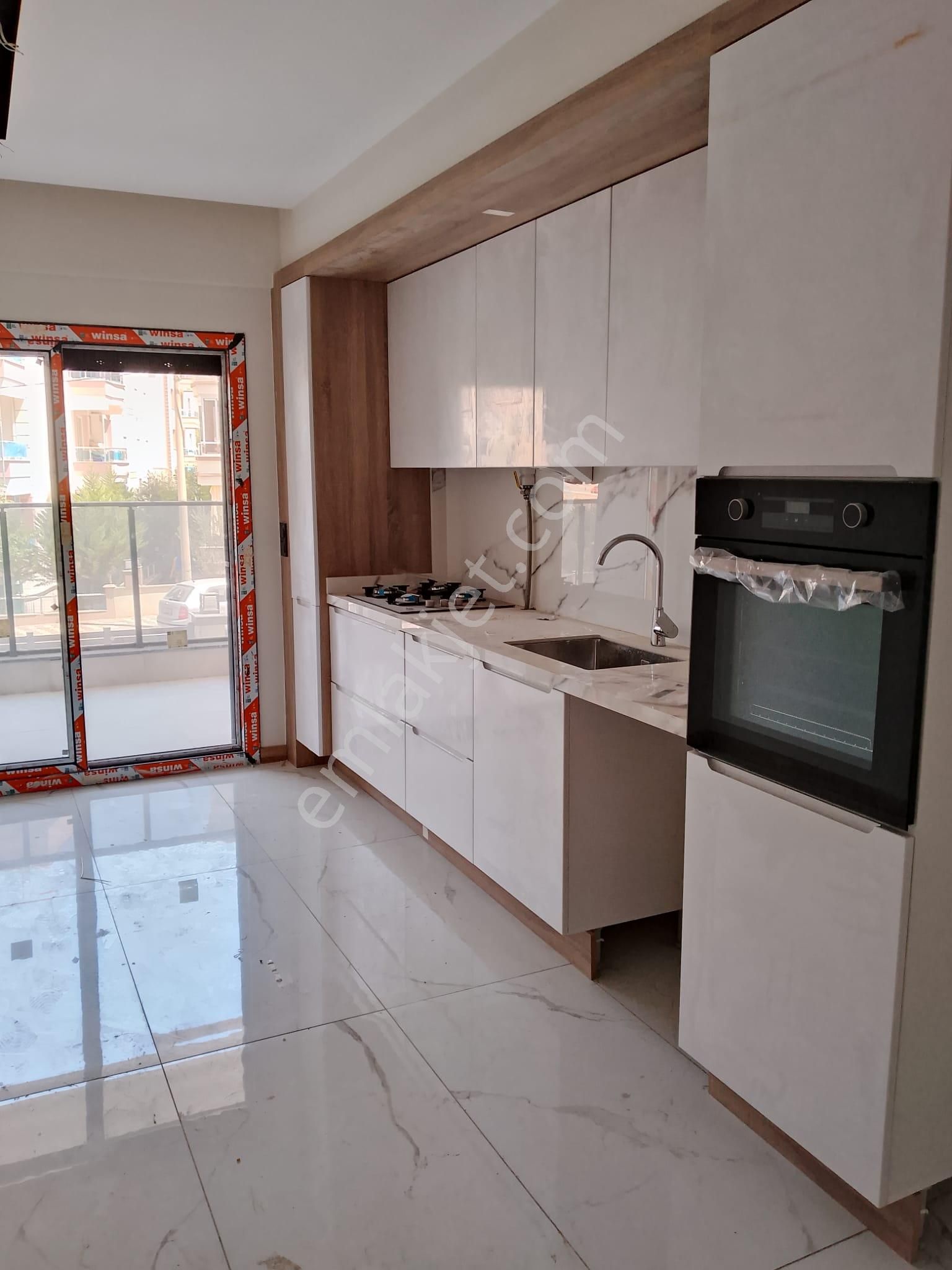 Menemen Merkez'de, Özel Garaj, Havuzlu Site İçinde Satılık 3+1 - Görsel 16