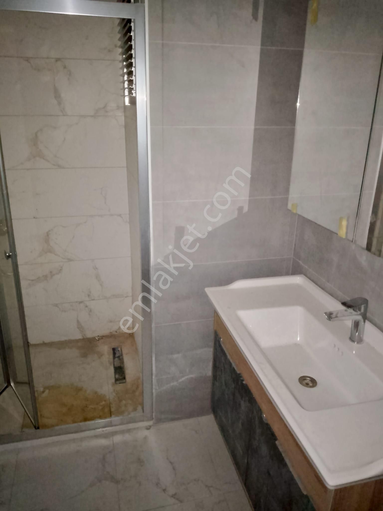 Menemen Merkez'de, Özel Garaj, Havuzlu Site İçinde Satılık 3+1 - Görsel 27