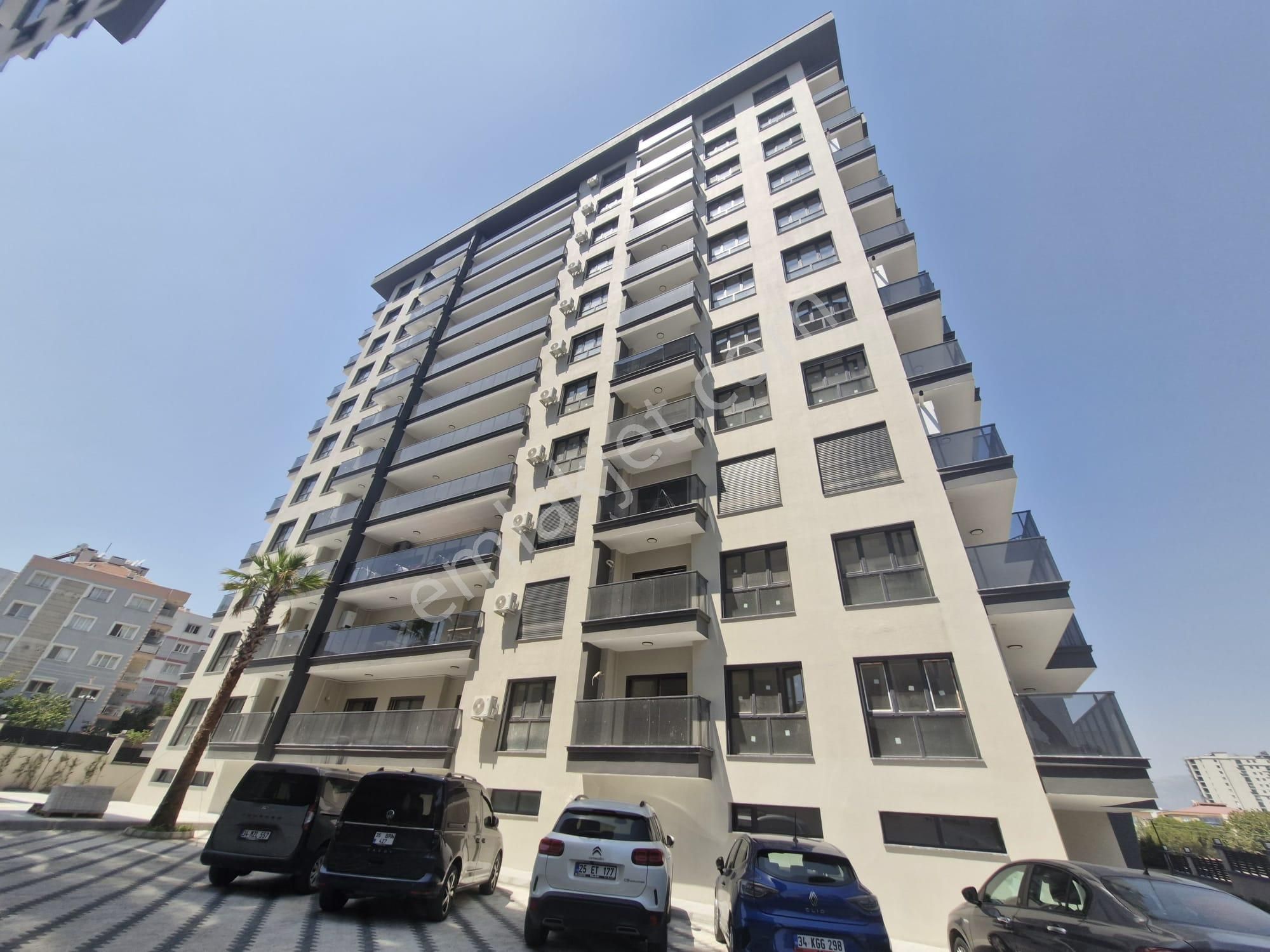 Menemen Merkez'de, Özel Garaj, Havuzlu Site İçinde Satılık 3+1 - Görsel 29