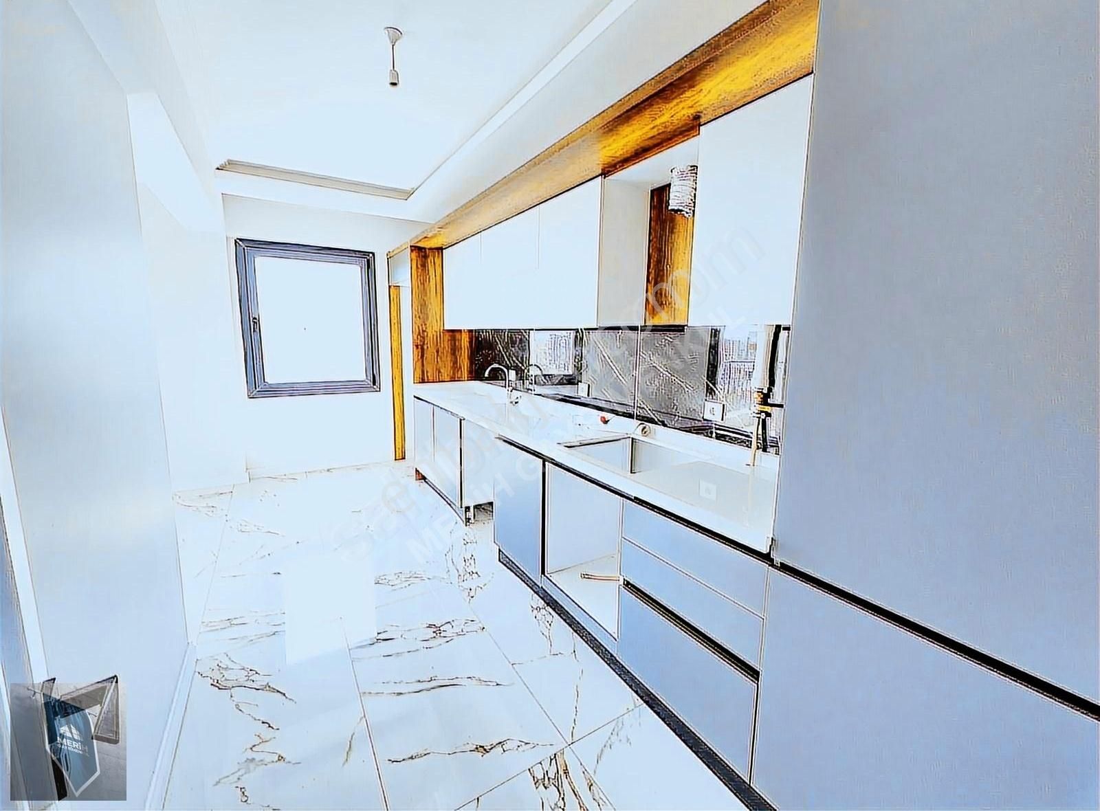 Seyrani Mahallesini'de Lüx 3+1 Geniş Satlık Daire