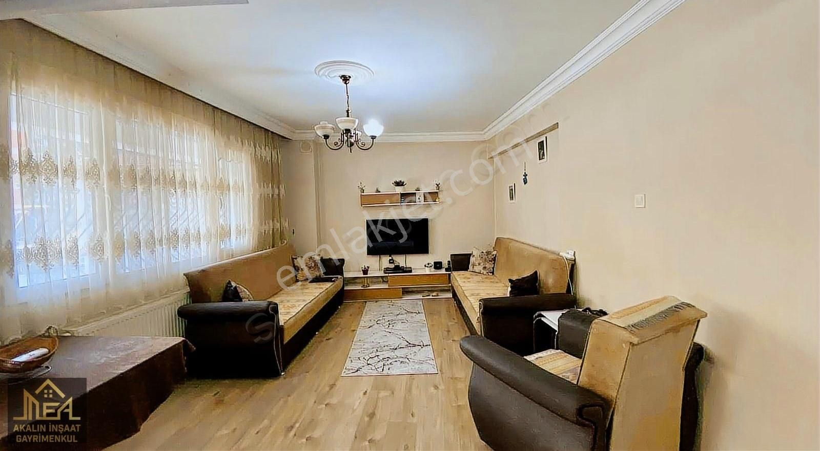 Akalın Dan Mithat Paşa Mah. De 3+1 Bakımlı Satılık Daire