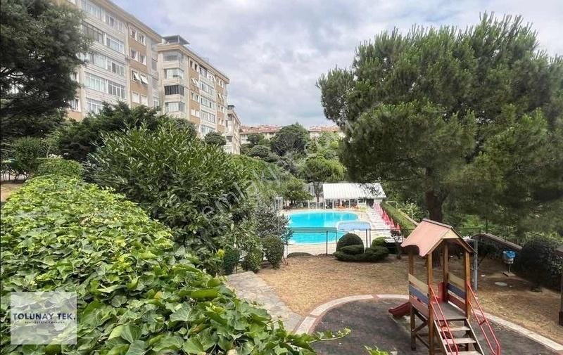 Karmen Sitesinde 3+1 Kiralık Daire Havuzlu Sitede