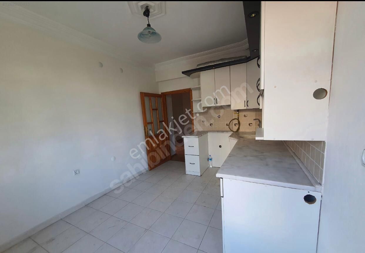 Arslan Gayrimenkulden Derecik Mah 3+1 Kiralık Daire