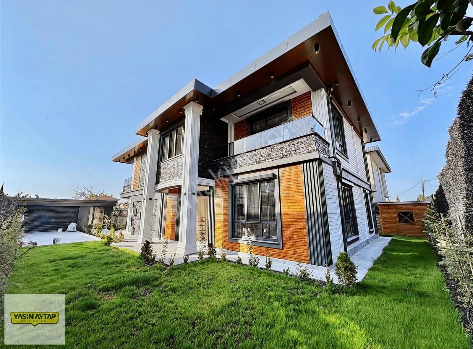 Karahüyük Mahallesi Bölgenin En Lüks 6+1 Müstakil Villası