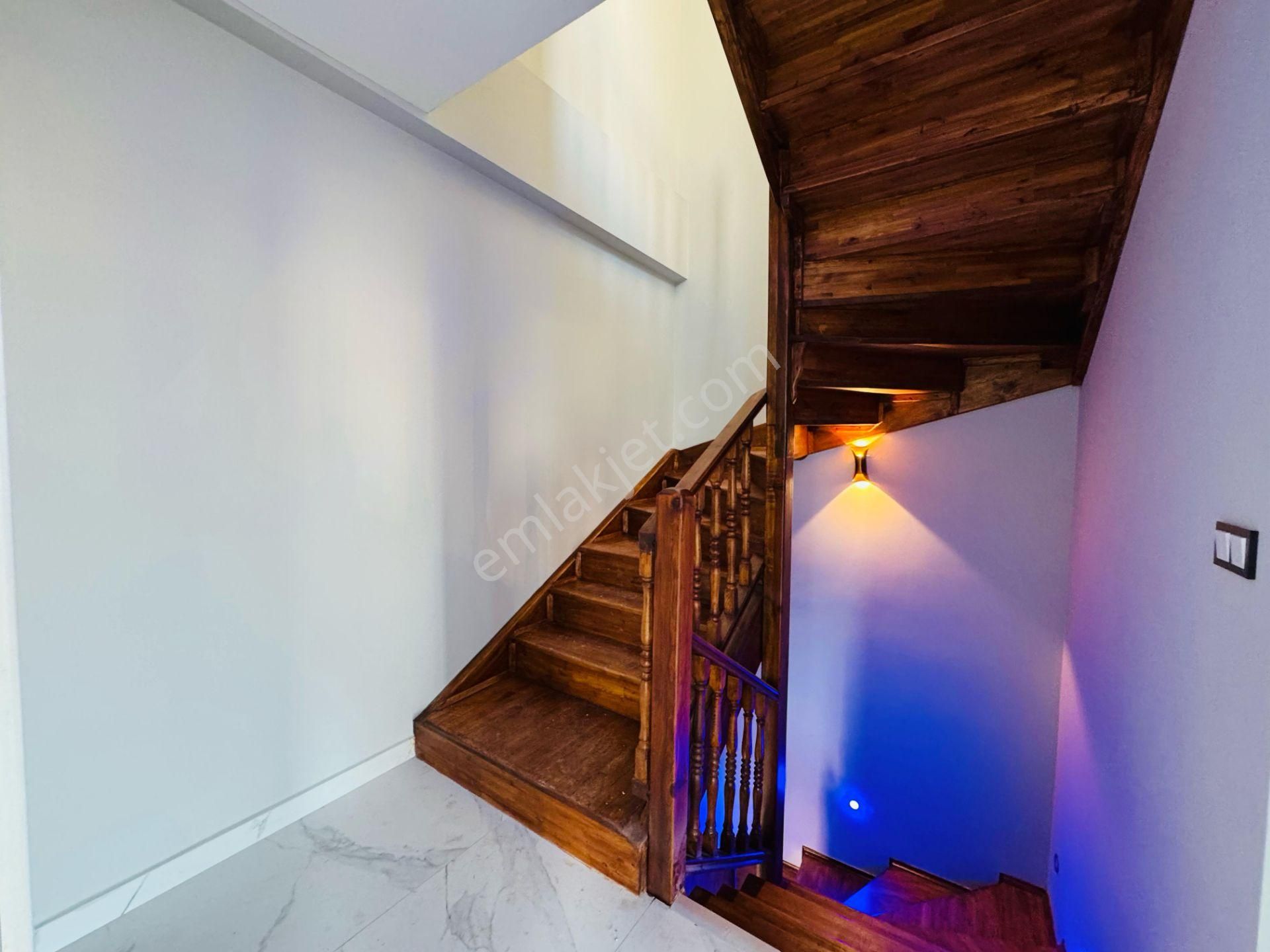 Didim Hisar Mahallesin'de 3+1 Sıfır Tripleks Villa - Görsel 17