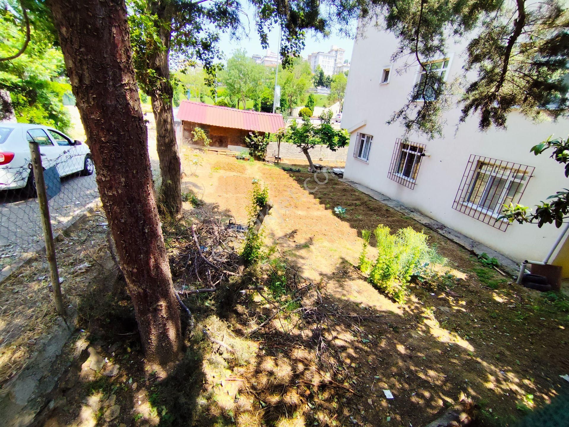 Mertcan Dan Gümüşpınar Mah 185m2 Fırsat Satılık Arsa