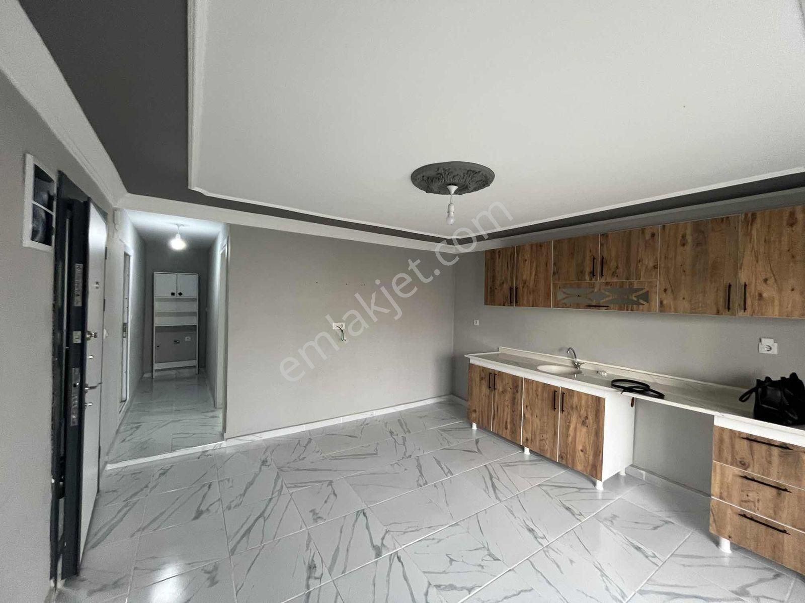 Ilerı'den Cumhuriyet Mah De 1+1 Kiralık Daire