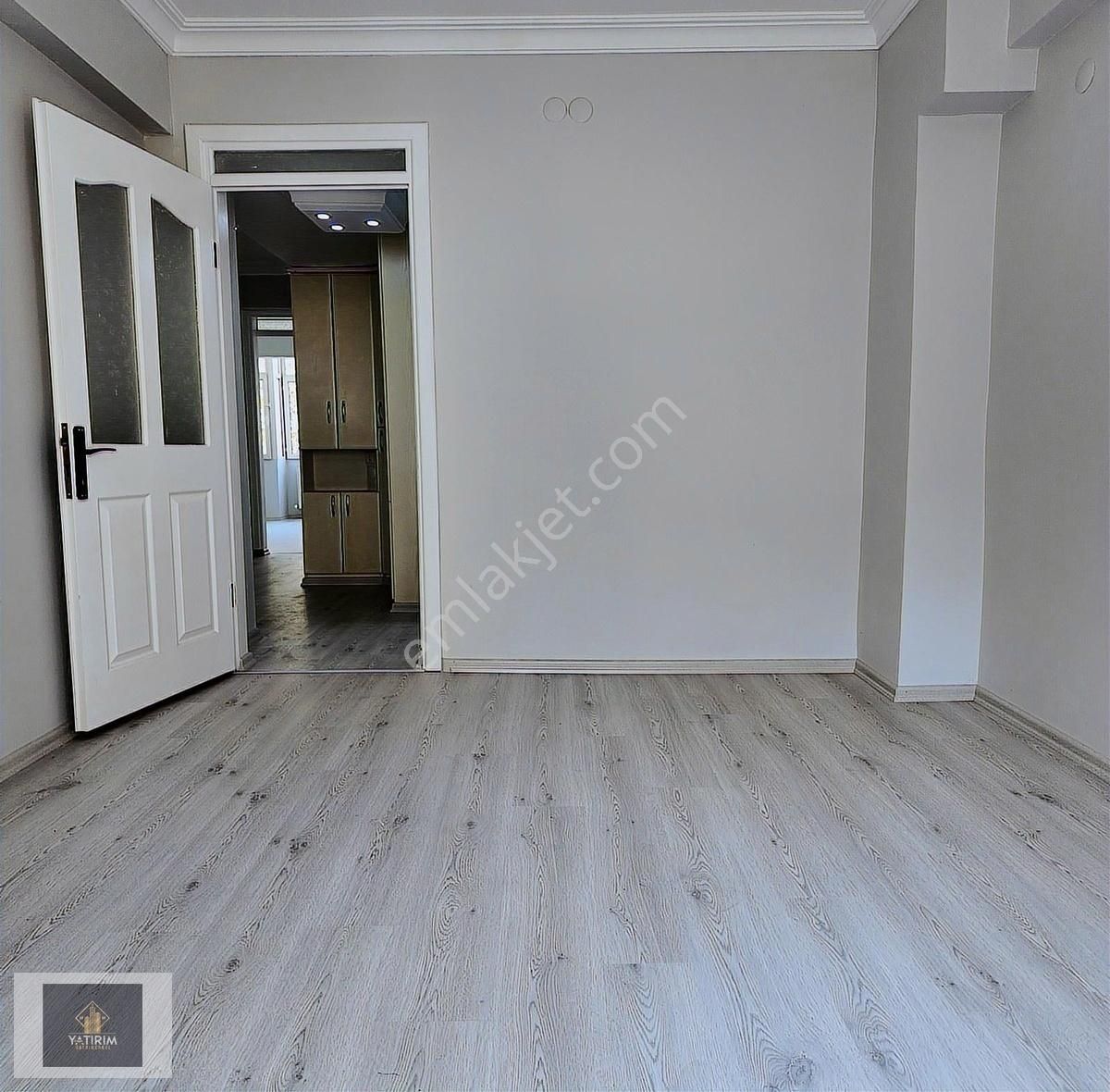 Ragıpbey Tahirün Caddesi Alt Sokağında 105 M2 Bakımlı Arakat 2+1 - Görsel 10