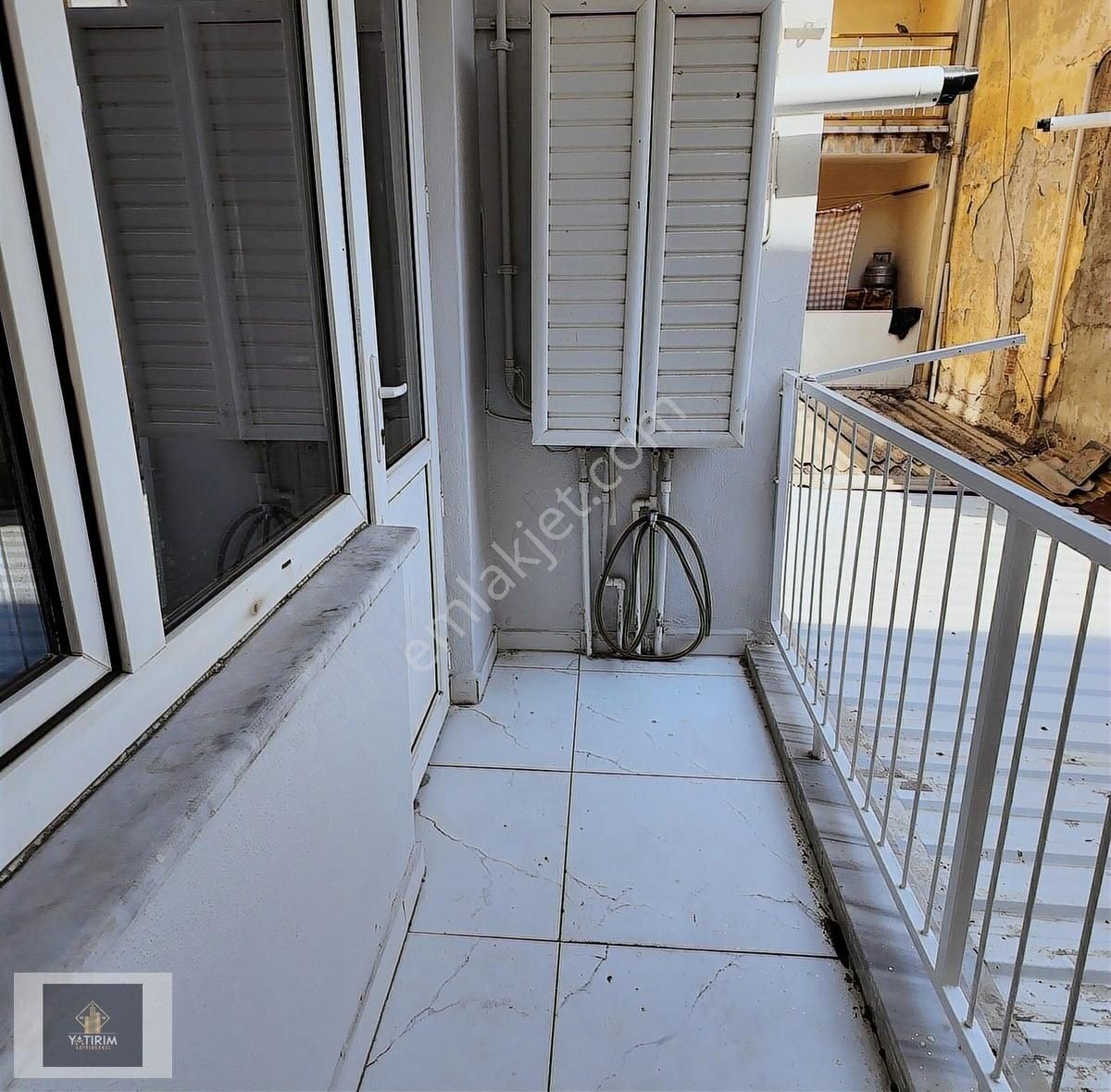 Ragıpbey Tahirün Caddesi Alt Sokağında 105 M2 Bakımlı Arakat 2+1 - Görsel 12