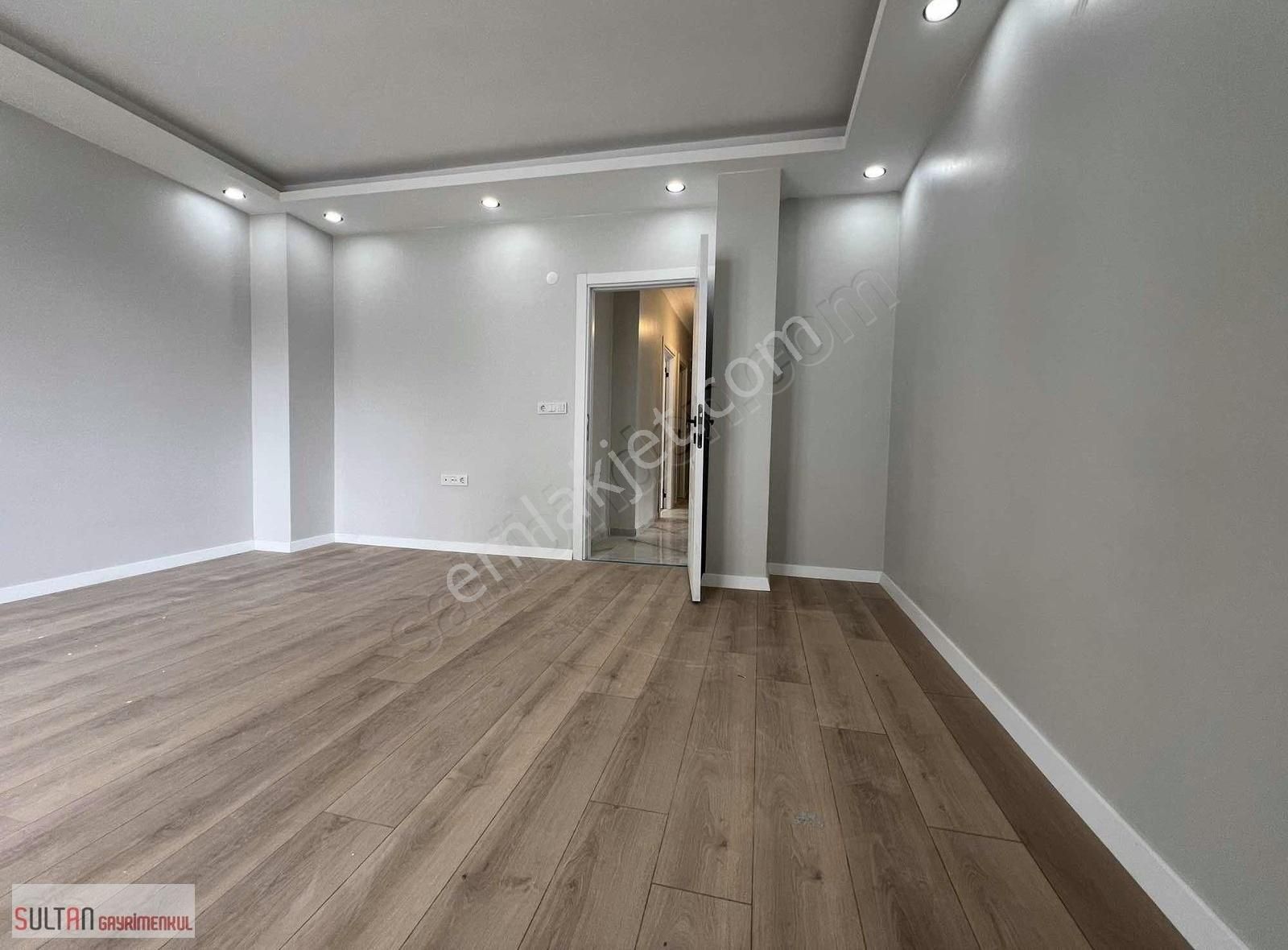 Sultan Gayrimenkul'den Bağlarbaşı Ortaokulu Ykn 3+1 Sıfır Daire - Görsel 2