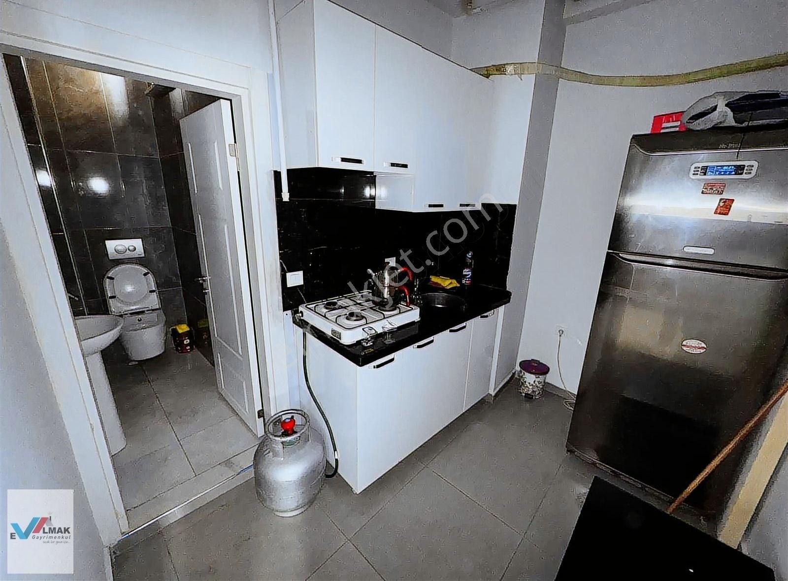 Evalmak'ta Cadde Üzerinde(110m2)satılık Ofis/dükkan/mağaza