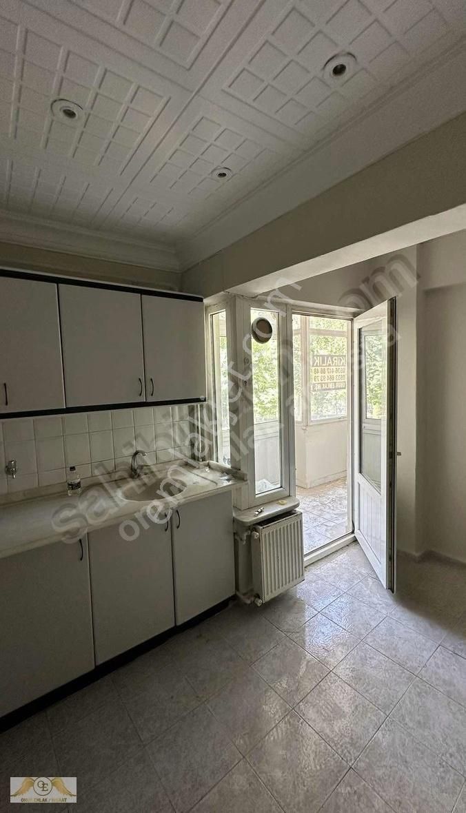 İstasyon Mahallesinde Kiralık 3+1 Daire