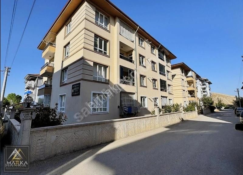 Marka'dan Dumlupınar Mah. Arakat Satılık 3+1 Daire