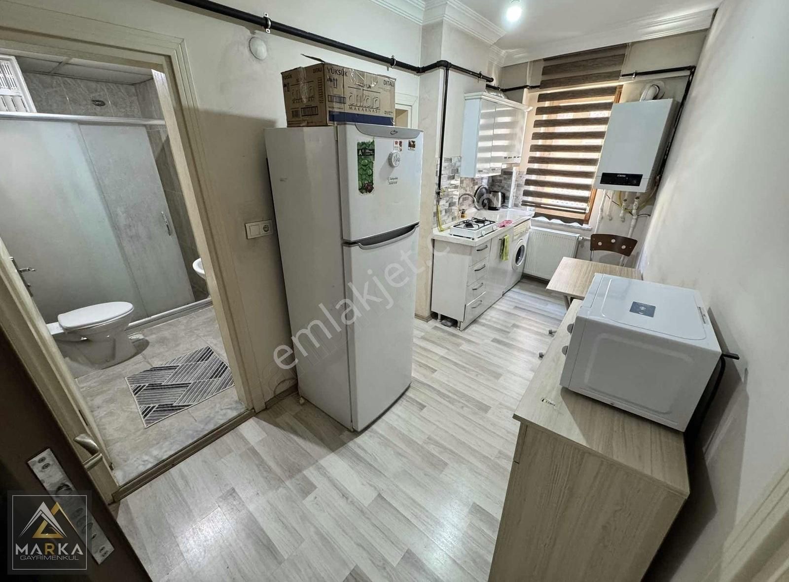 Marka'dan Sevgi Yolu Arkası Kiralık 1+1 Eşyalı Arakat Daire