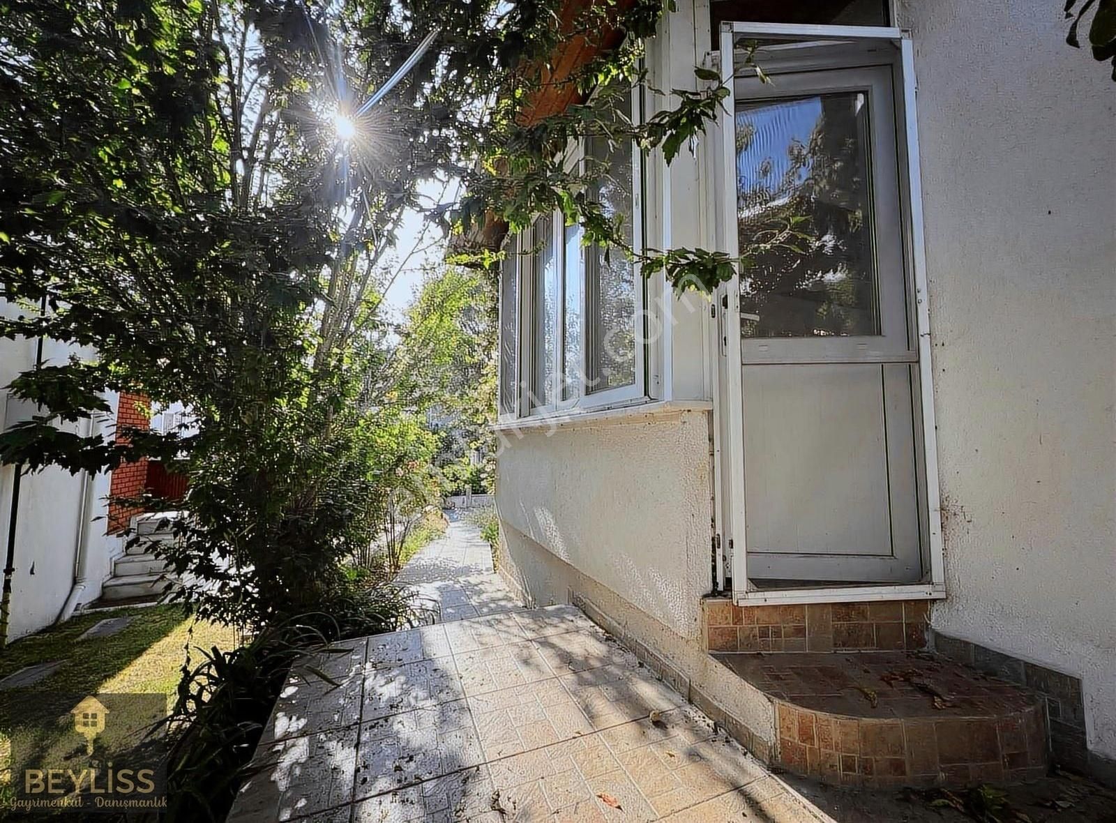 Levturda Satılık 3+1 Fırsat Villa - Görsel 19