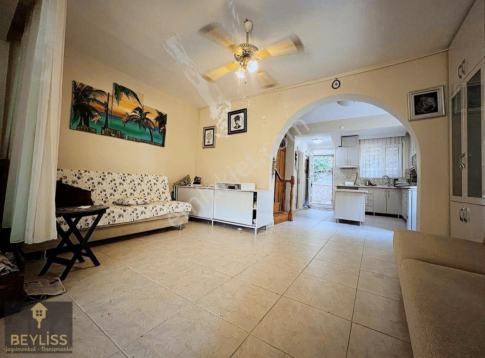 Levturda Satılık 3+1 Fırsat Villa - Görsel 4