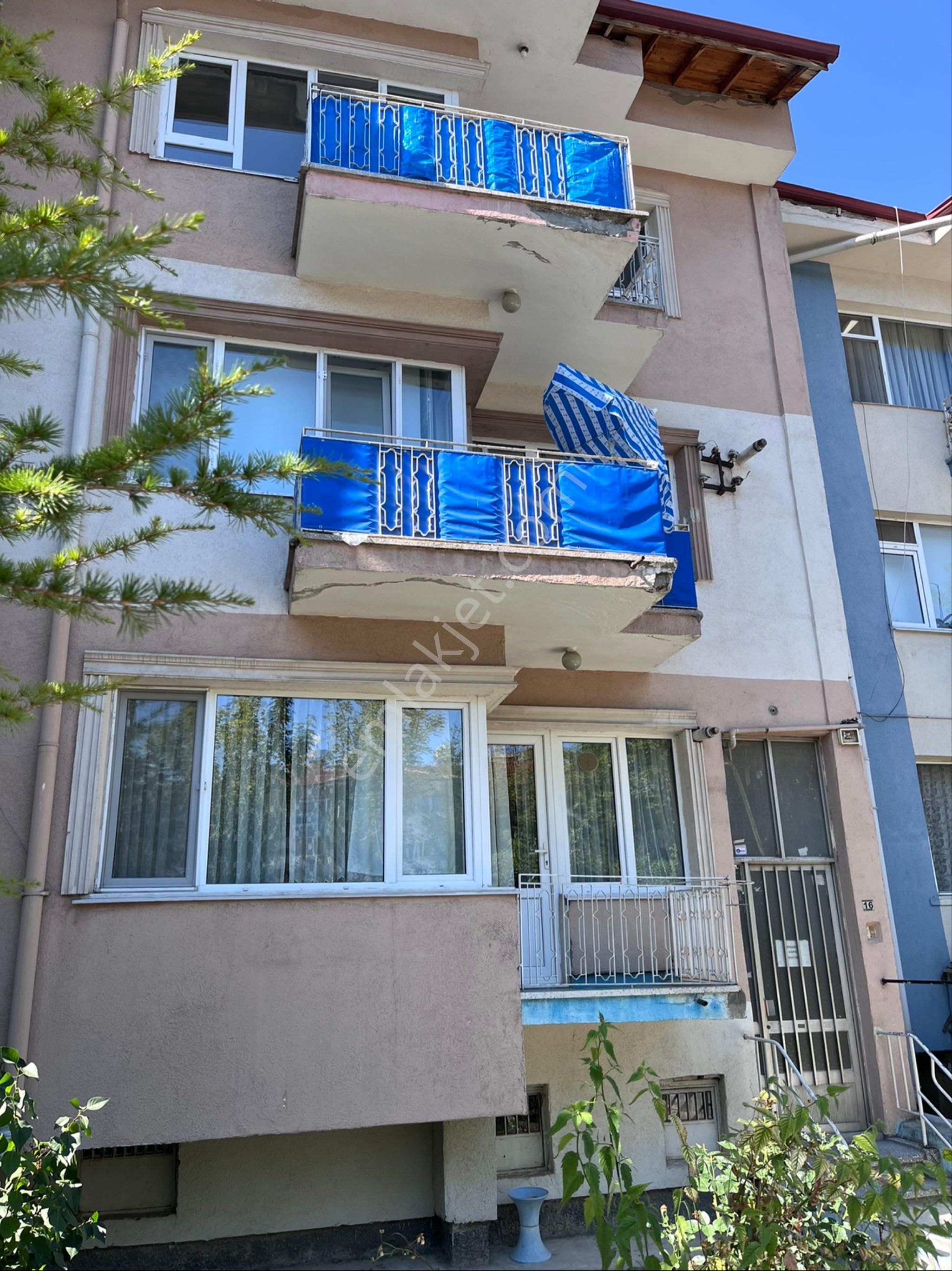 En Nezih Mh Fatih Mh De Kiralık