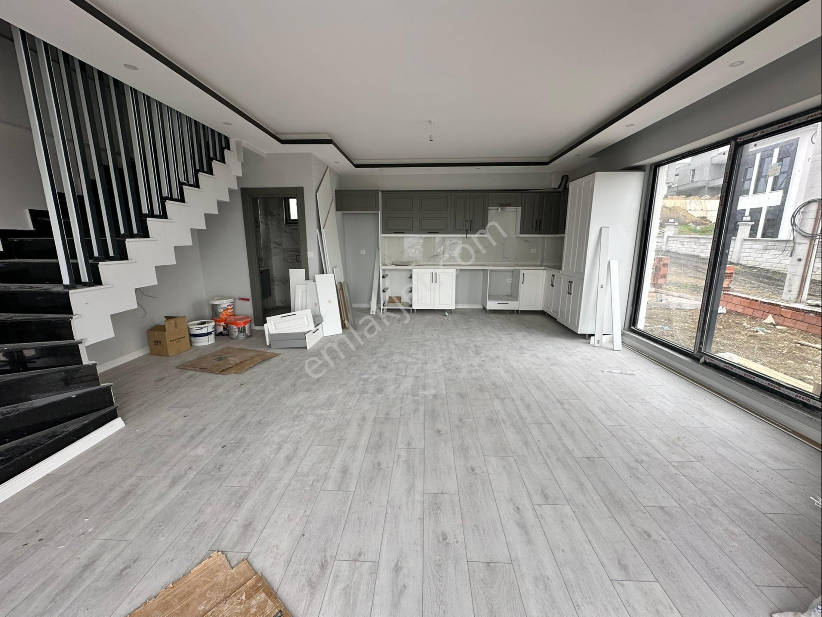 Çanakkale Lapseki Kemiklialan Da Boğaz Manzaralı 2+1 Lüks Villa - Görsel 4