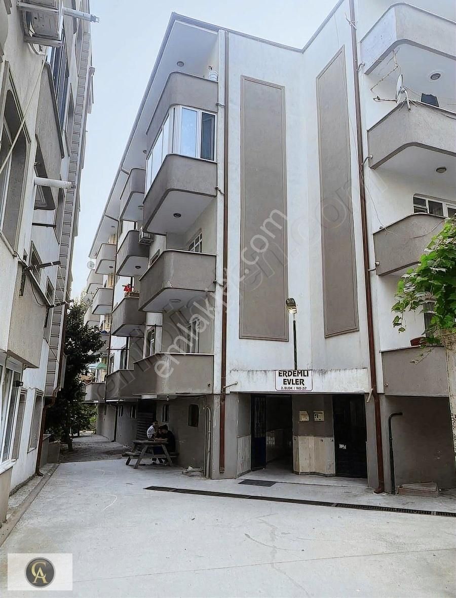 Serdivan'da Kiralık 3+1 Daire 15.000₺