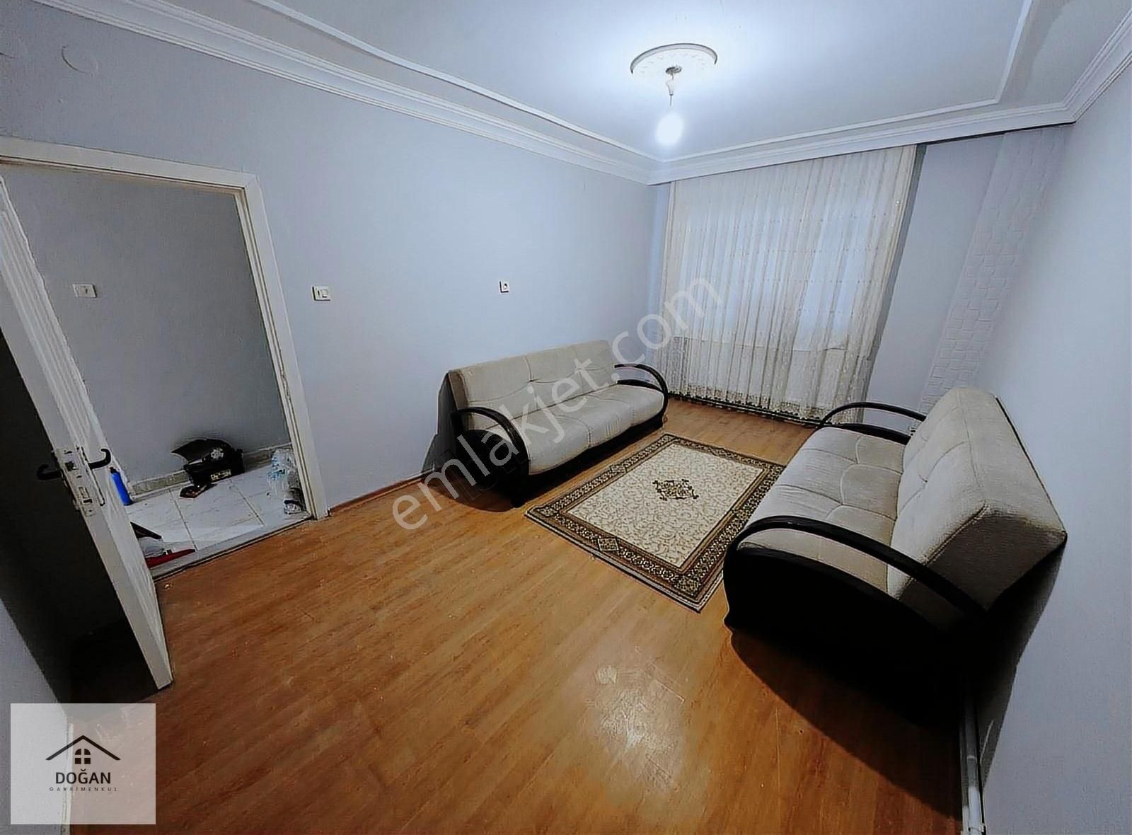 Sincan Merkez 1+1 Tren Yakını Full Eşyalı Teraslı Kiralık Daire