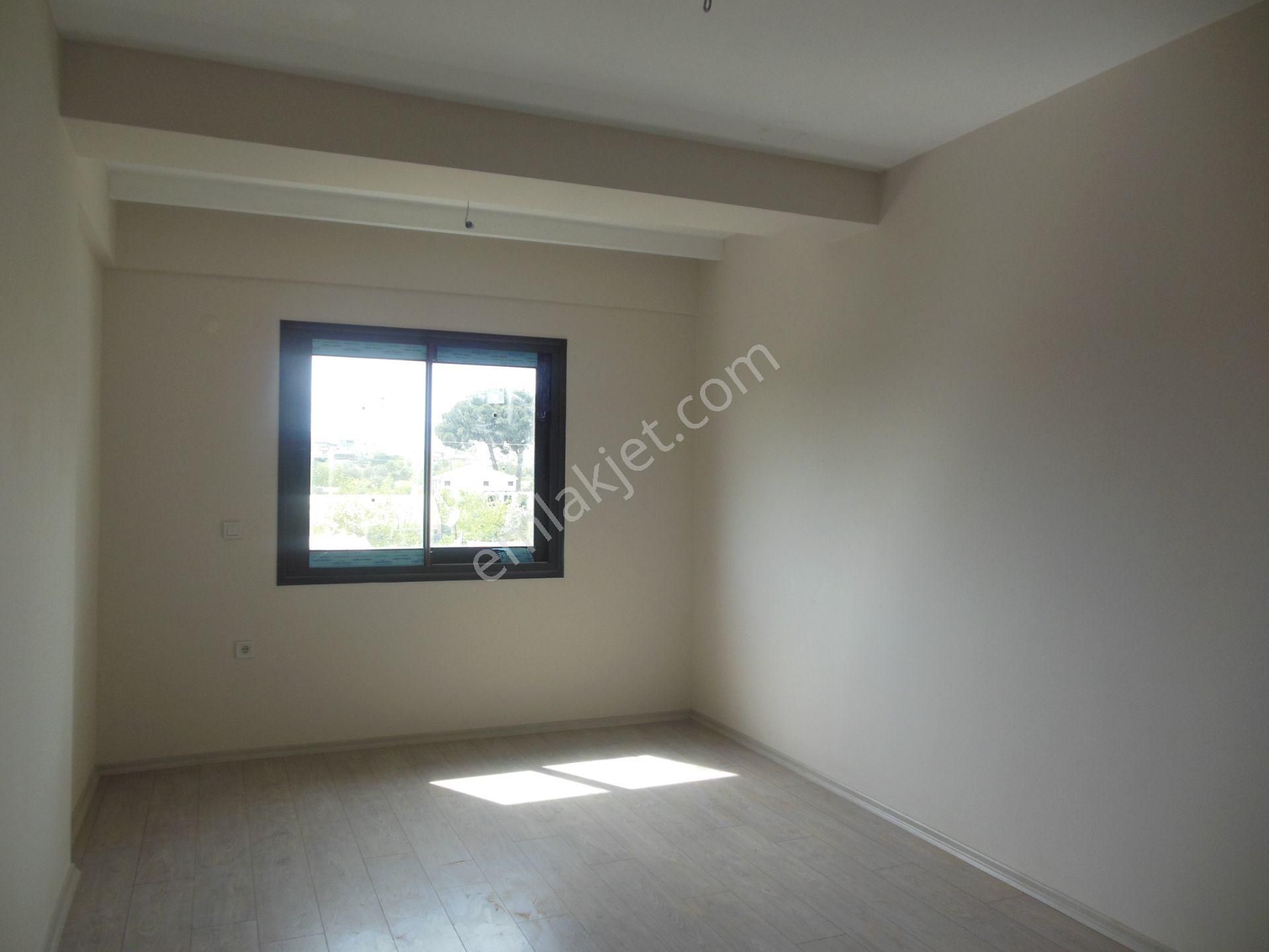 Bal Gayrimenkul -cüneytbeyde Merkezi Konumda Şık Malzemeli Villa - Görsel 31