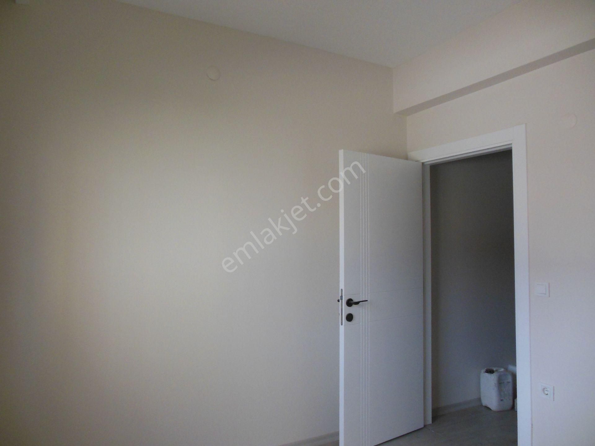 Bal Gayrimenkul -cüneytbeyde Merkezi Konumda Şık Malzemeli Villa - Görsel 27