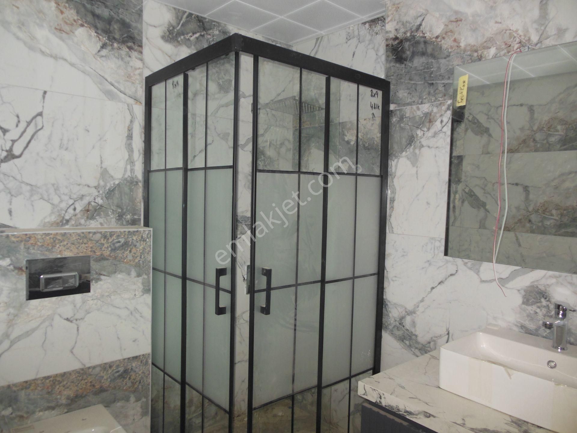 Bal Gayrimenkul -cüneytbeyde Merkezi Konumda Şık Malzemeli Villa - Görsel 34