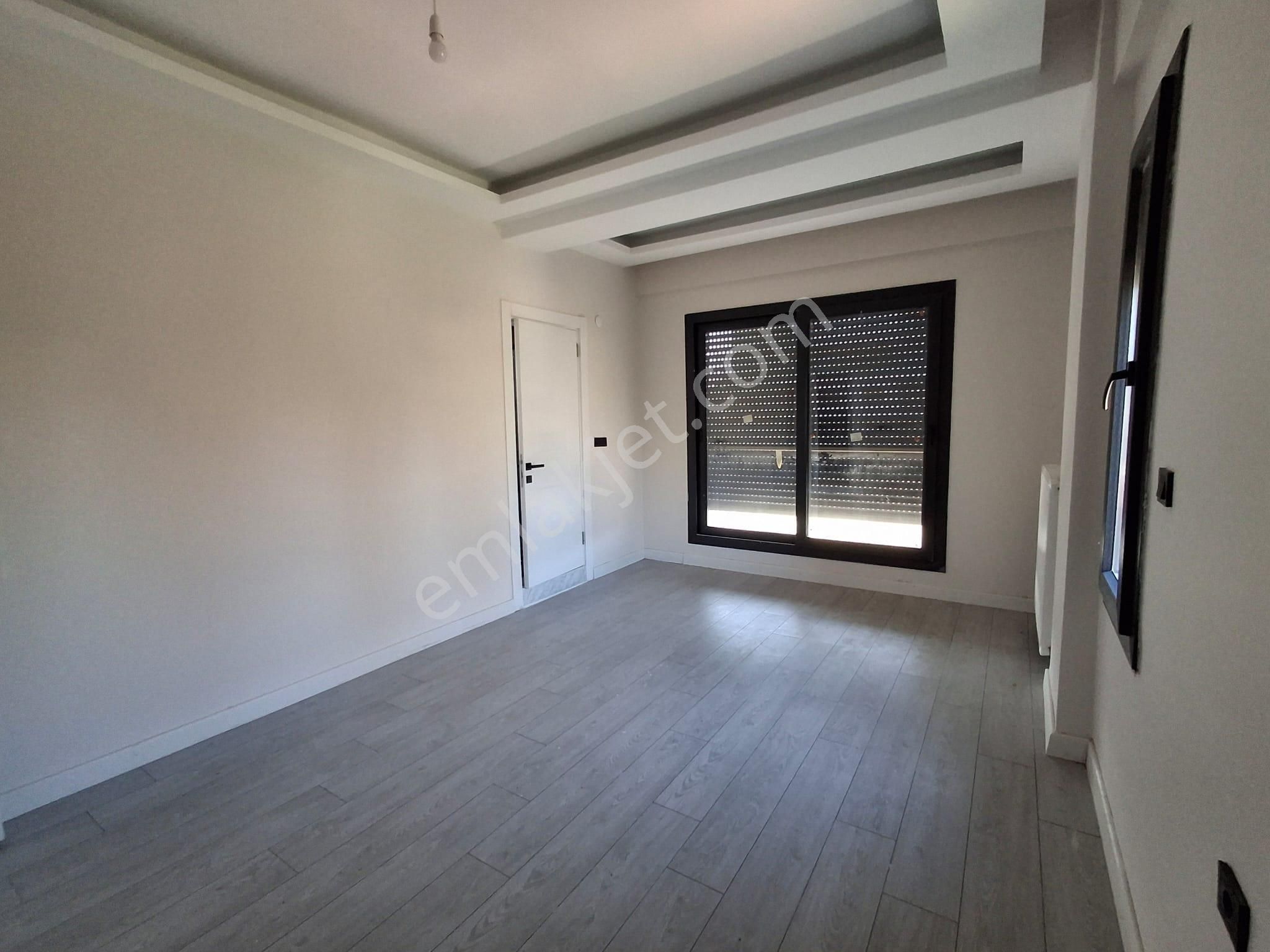 Bal Gayrimenkul -gölcüklerde Açık Mutfak Geniş Bahçeli 4+1 Villa - Görsel 8