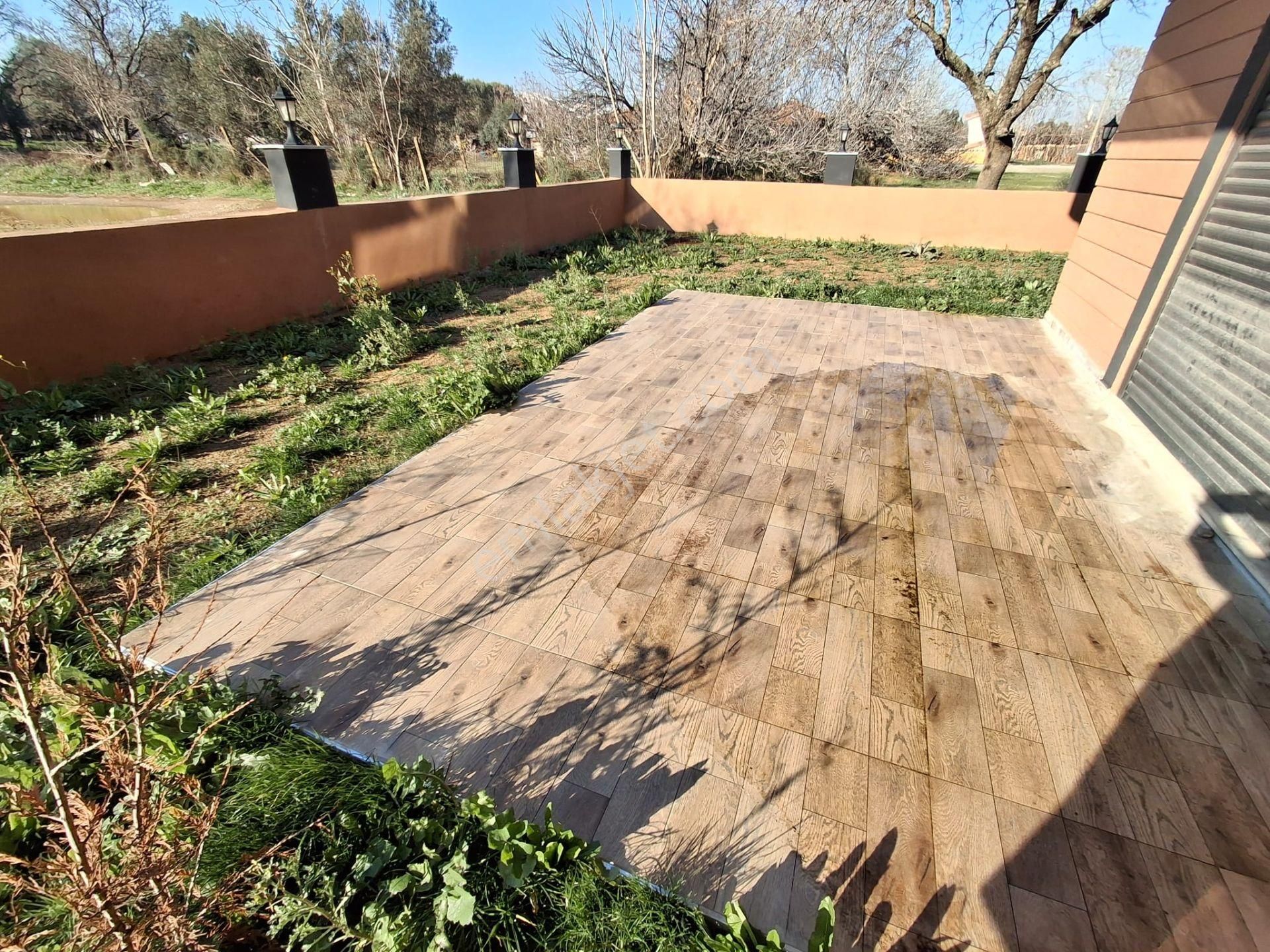 Bal Gayrimenkul -gölcüklerde Açık Mutfak Geniş Bahçeli 4+1 Villa - Görsel 34