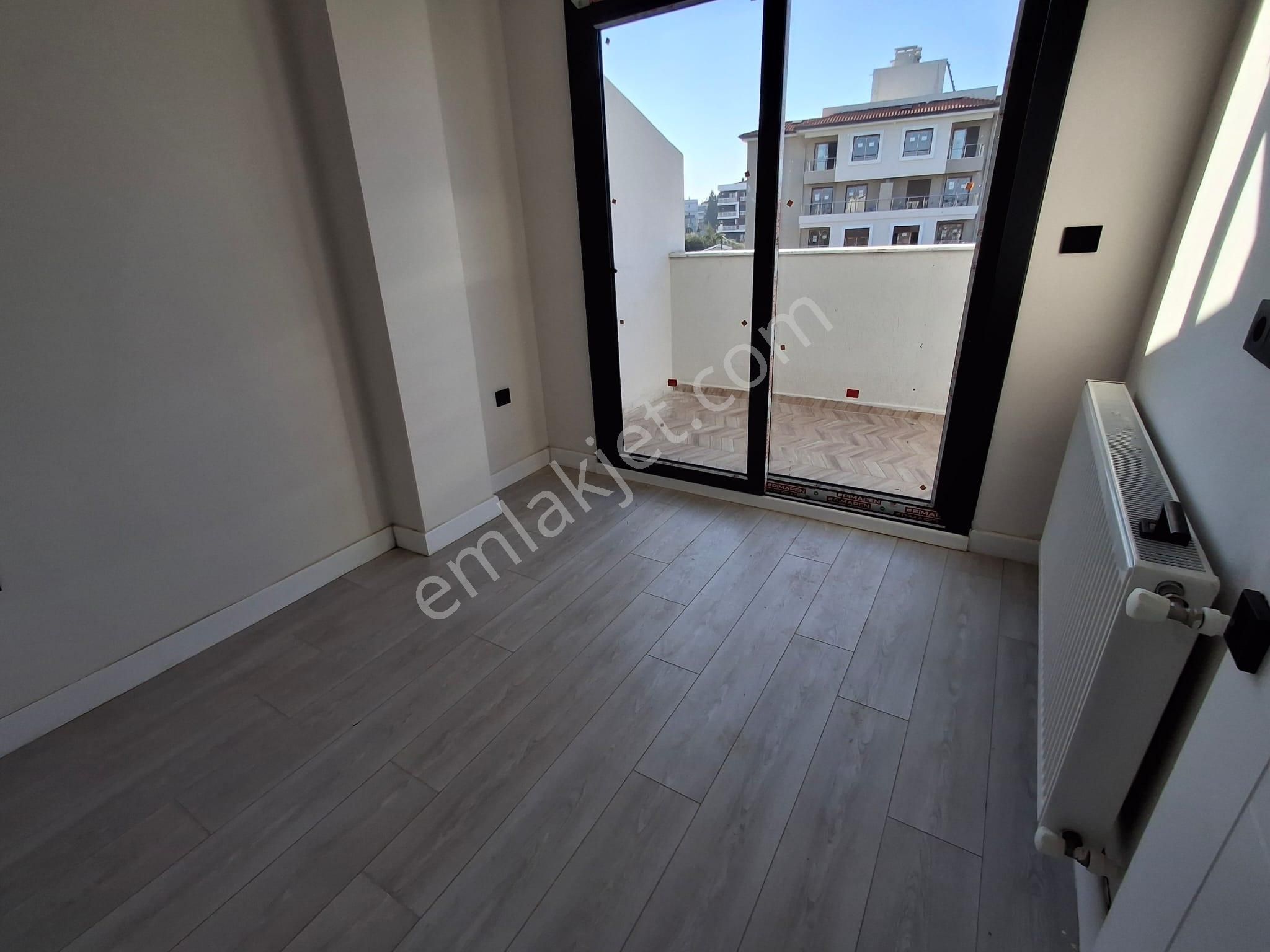 Bal Gayrimenkul -gölcüklerde Açık Mutfak Geniş Bahçeli 4+1 Villa - Görsel 16