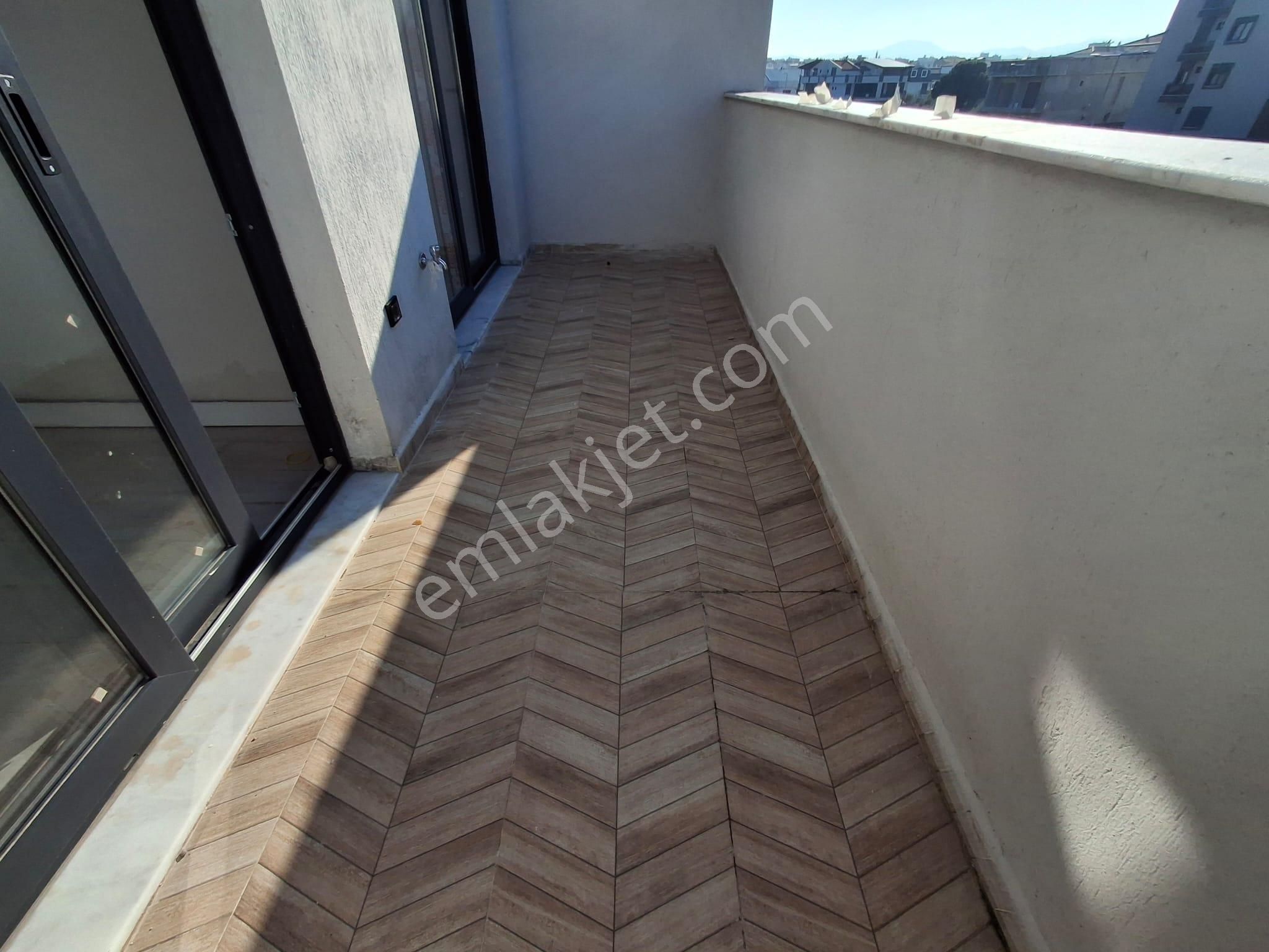 Bal Gayrimenkul -gölcüklerde Açık Mutfak Geniş Bahçeli 4+1 Villa - Görsel 17