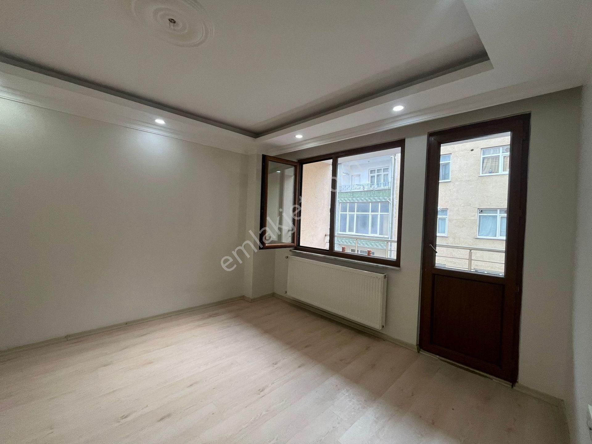 Bağcılar Y.selim Mah 2+1 Kredli 2.kat Satılık 100m² Daire Kod 2547