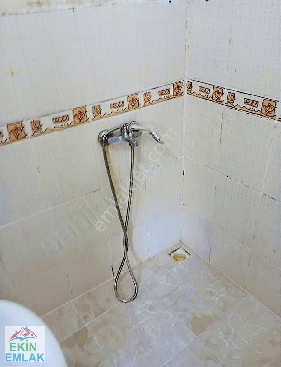 Beykoz Paşabahçe Merkezde 60 M2 Ögrenciye Bekara Uygun Kiralık D