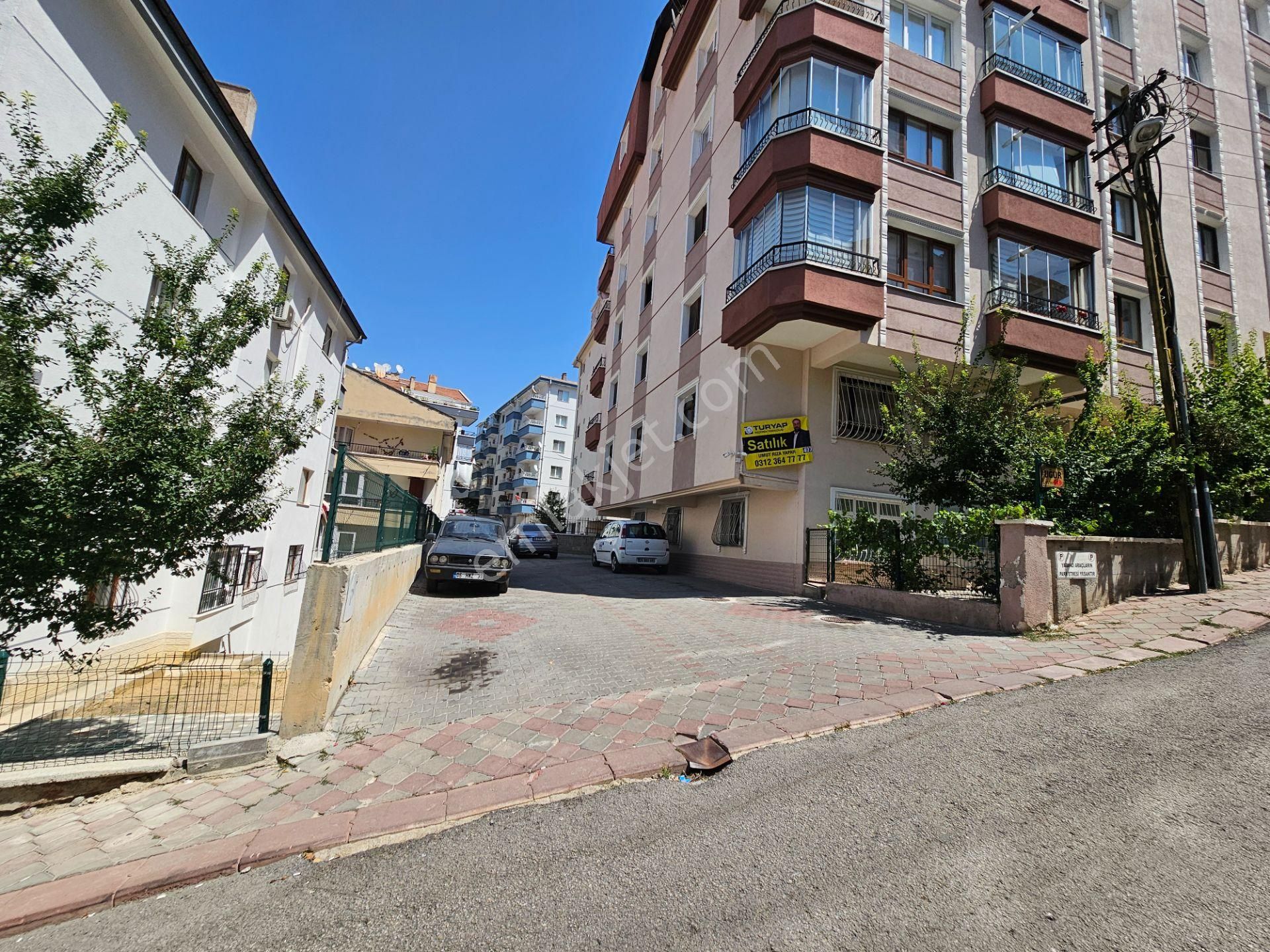 Keçiören Turyap'tan Bağlarbaşı Mahalesinde Yüksek Giriş Balkonlu
