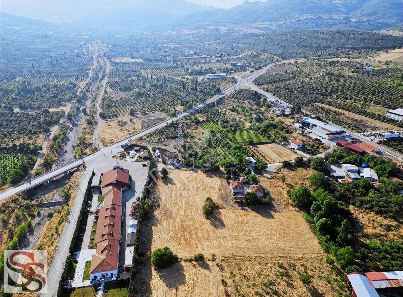 Geyve Eşme Mahallesi Muhteşem Konumda Yatırımlık 2.535 M² Tarla - Görsel 18