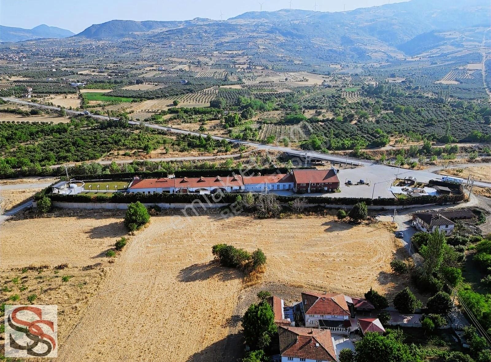 Geyve Eşme Mahallesi Muhteşem Konumda Yatırımlık 2.535 M² Tarla - Görsel 8