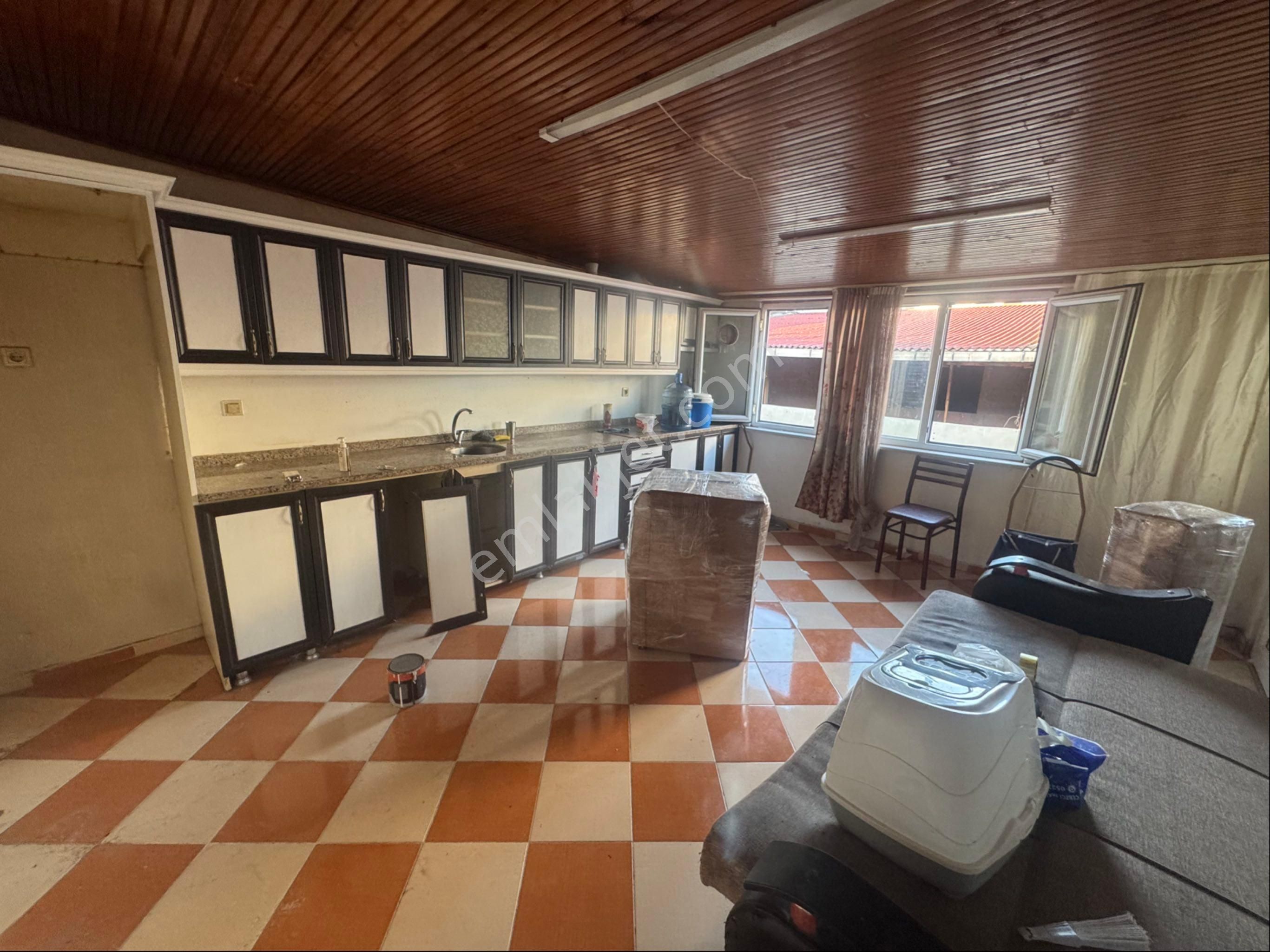 Balci Gyr. Mükemmel Büyüklükte Ferak Temiz 2+1 Çatı