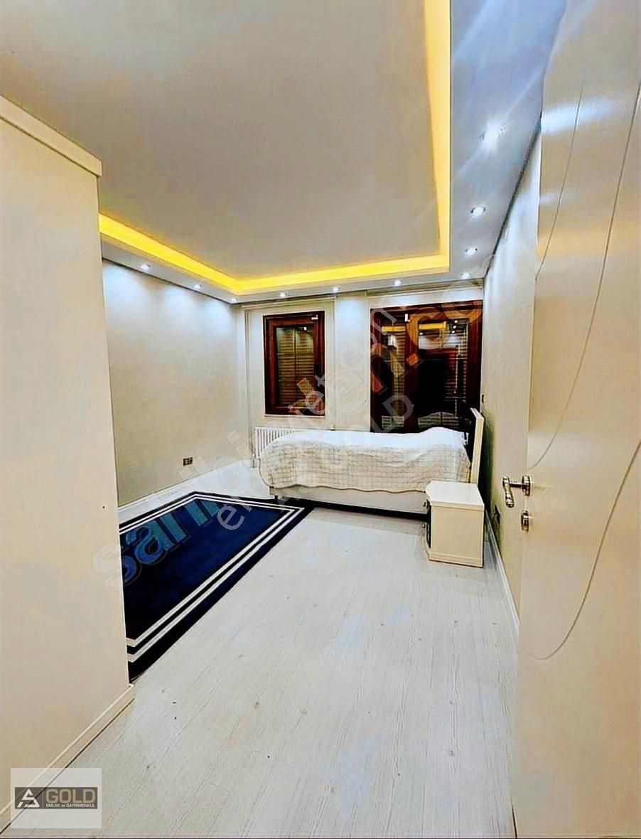 Bahçeşehir Boğazköy'de Satılık 5+2 Müstakil Bahçeli Villa - Görsel 16