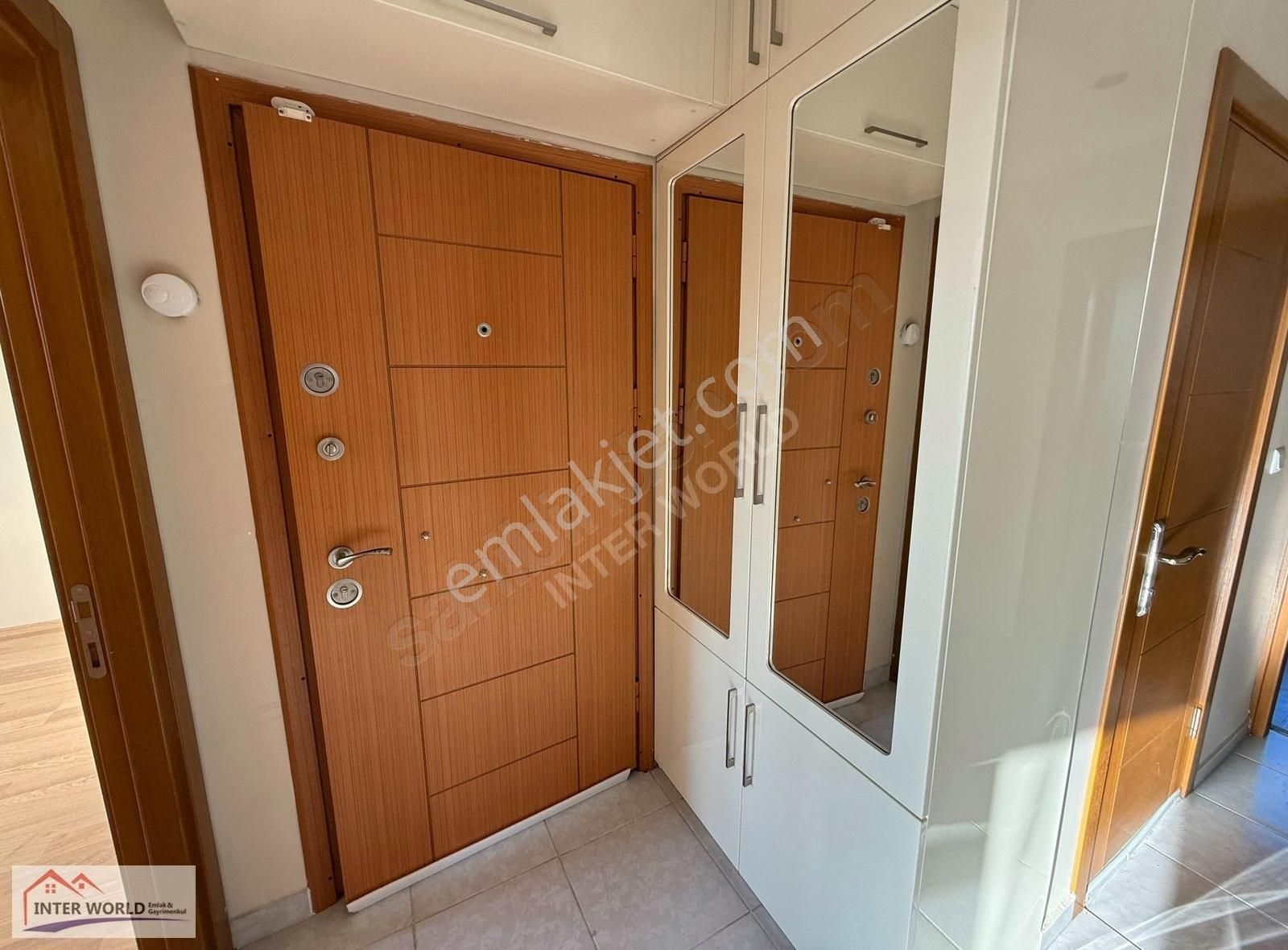 11 Yaşında 3+1 Manzaralı Otoparklı Ultra Geniş Boş Daire