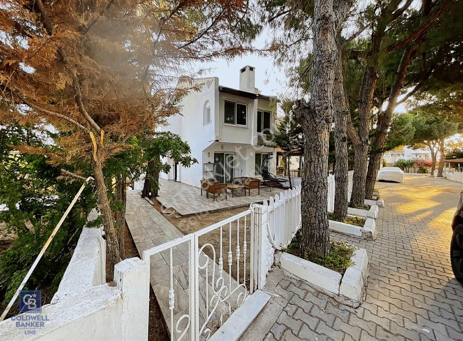 Çeşme'de Satılık 3+1 Villa