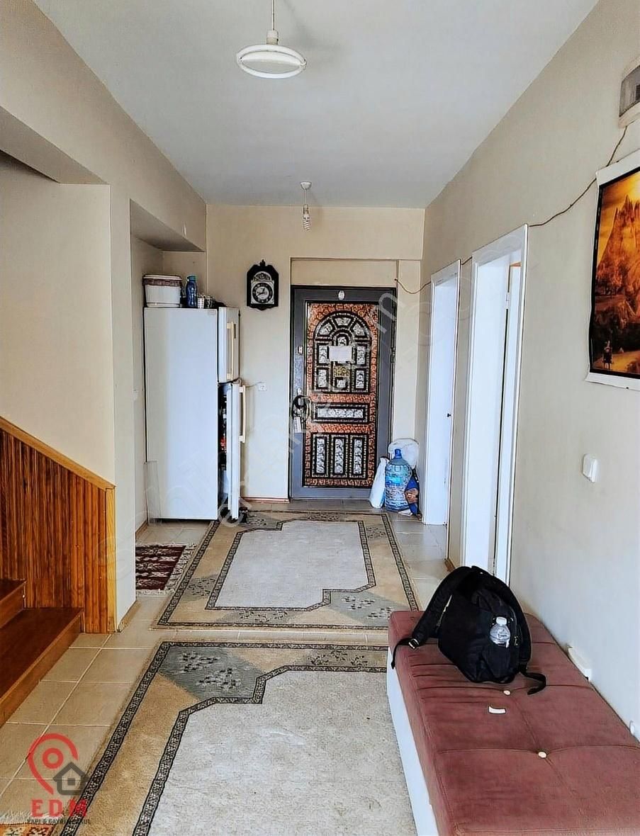 Silivri De 5 Dönüm Arazi İçinde Satılık 3 Katlı Müstakil Ev - Görsel 4