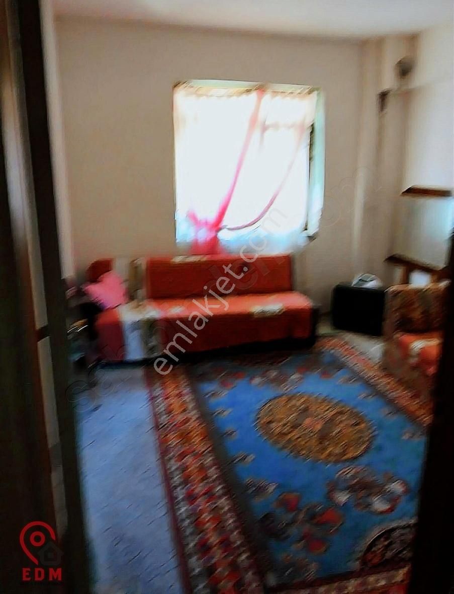 Silivri De 5 Dönüm Arazi İçinde Satılık 3 Katlı Müstakil Ev - Görsel 19